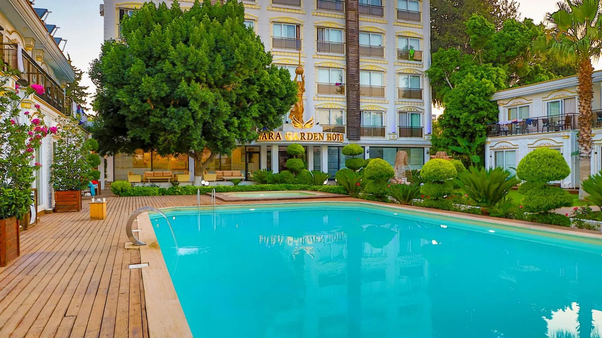 ****  אנטליה Lara Garden Hotel טורקיה