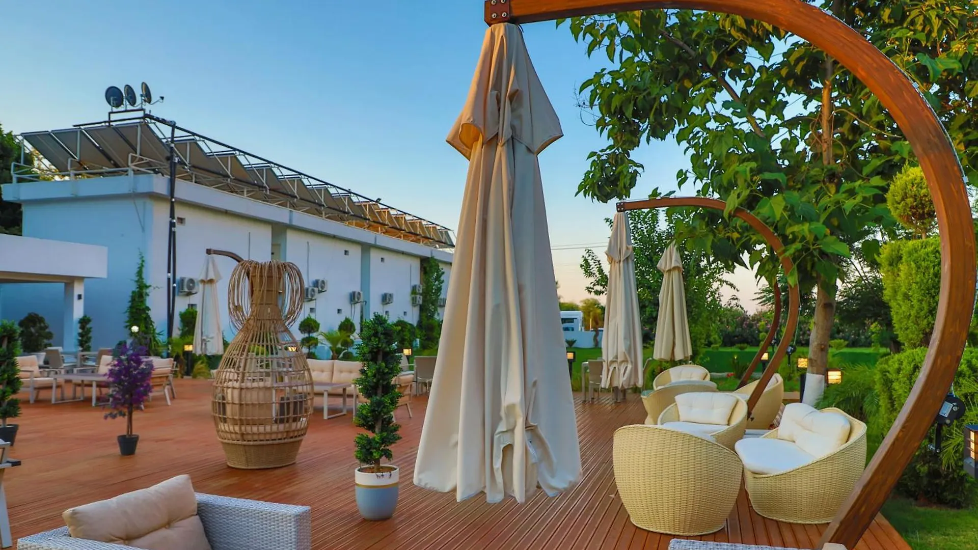 אנטליה Lara Garden Hotel