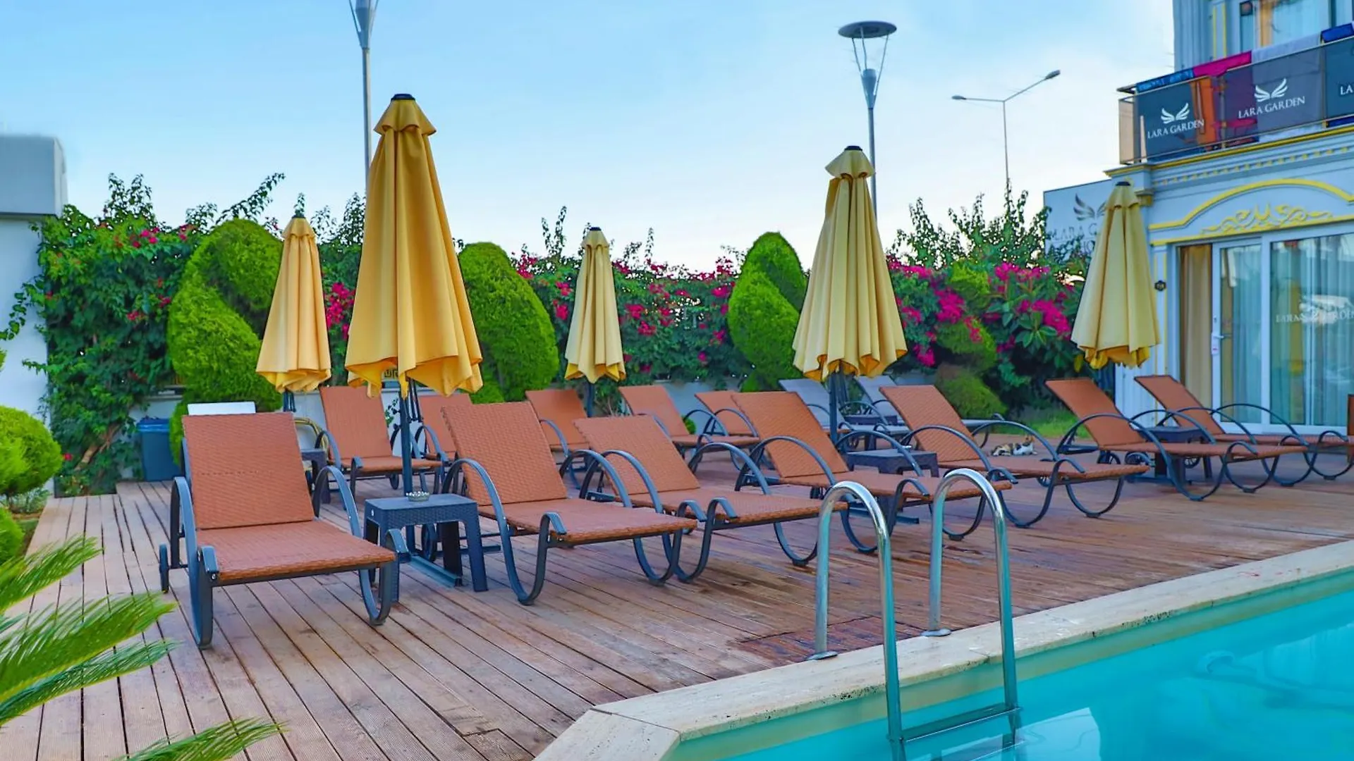 אנטליה Lara Garden Hotel