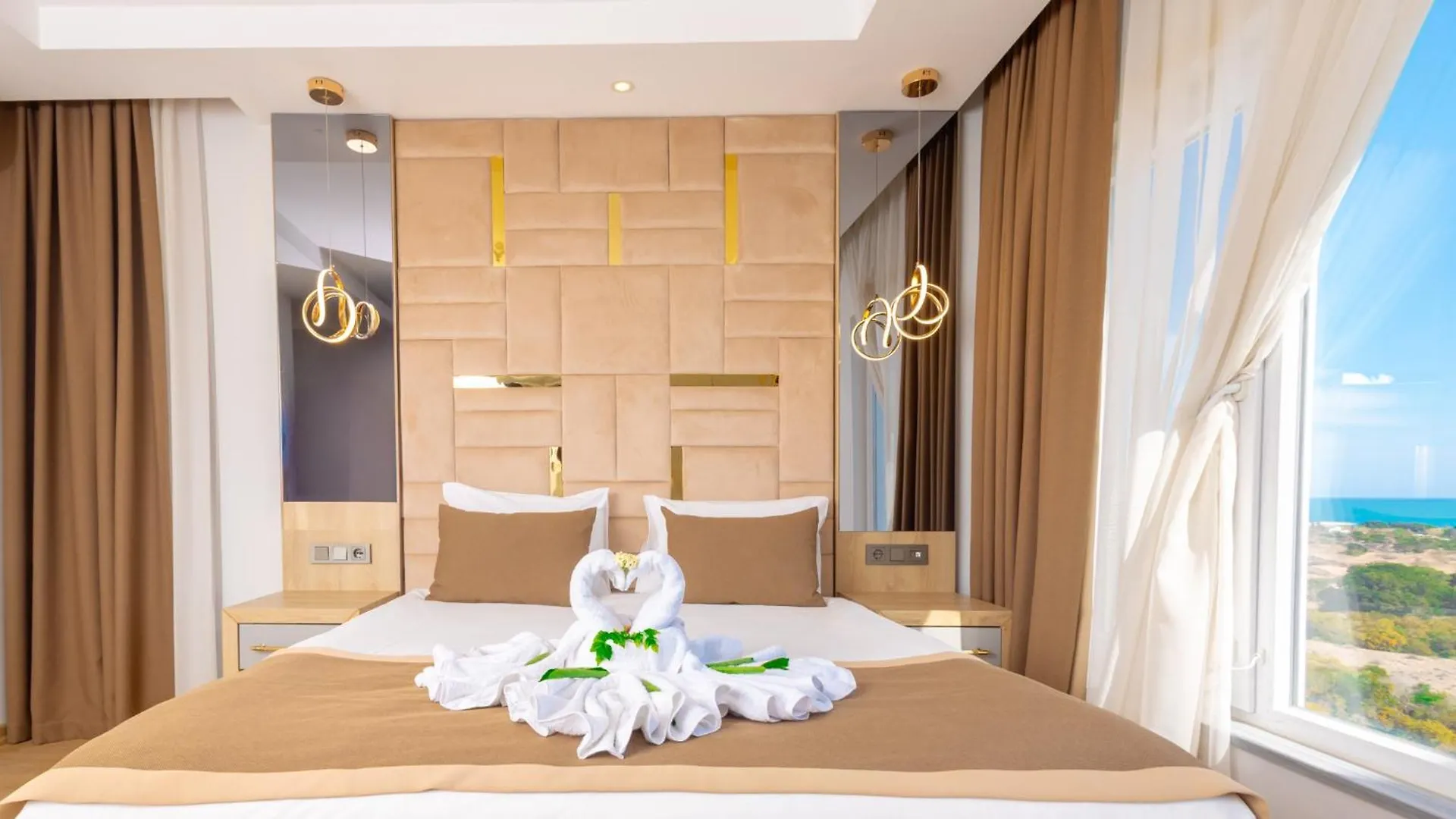 אנטליה Lara Garden Hotel 2*,  טורקיה